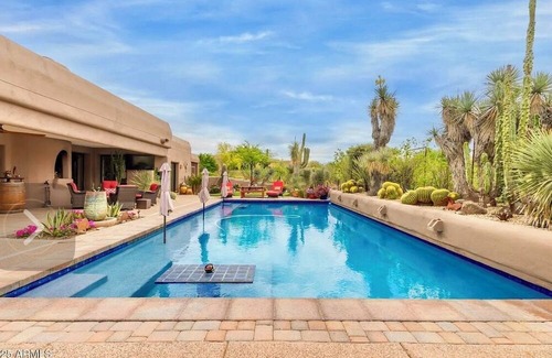 Desert Mountain House | Charming 3-bedrm furnish house in Scottsdale with AC and casita. 30 day rental