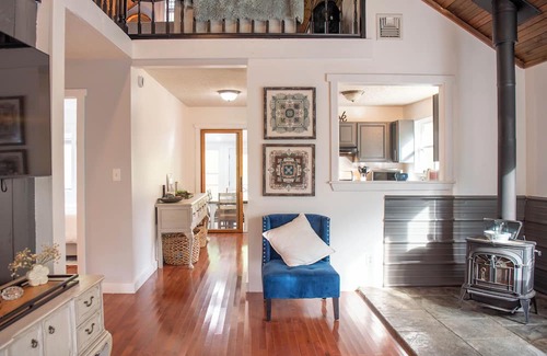 Mathias Cabin | Secluded cabin on 20acres boarding the George Washington National Park