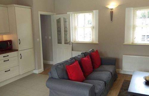 Leixlip Cottage | Alensgrove Cottages No. 11