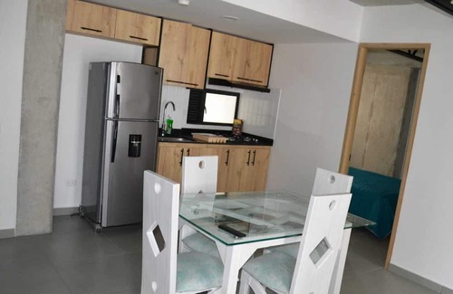 La Estrella Apartment | Escapate a un acogedor y moderno apartamento en el corazon de Santa Rosa.