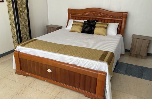 Mahebourg Bed & Breakfast | 5-bedroom bed & breakfast in fantastic Mahebourg with AC