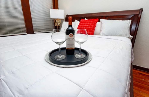 DeLand Hotel | Royal Suite