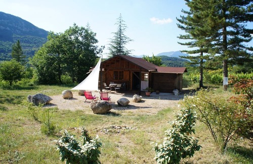 Chateauneuf-de-Bordette Ski Chalet | The Gite Chalet - Independent Holiday Home