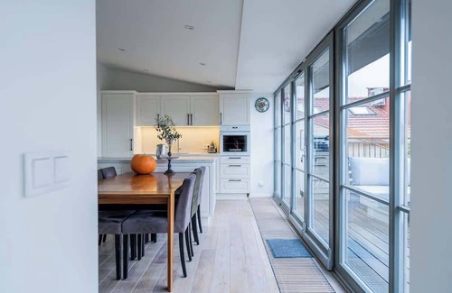 Old Town Apartment | Domillion Amazing 3bdr Penthouse with Terrace MZ28