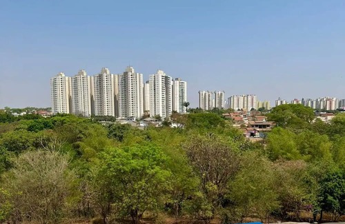 Goiania Apartment | 2/4 apartment, facing Macambiras Park with fantastic sunset.