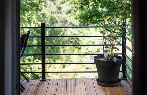 Golbey Apartment | Golbey Evasion apartment with suspended terrace