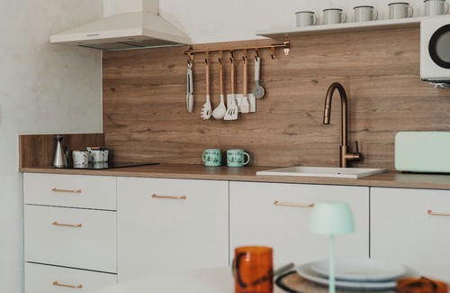 Caravaca de la Cruz Apartment | "Bienvenido a un lugar para sentir. y un secreto que querrás contar."