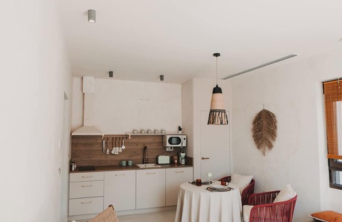 Caravaca de la Cruz Apartment | "Bienvenido a un lugar para sentir. y un secreto que querrás contar."