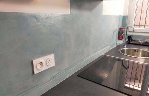 Mirepeisset Apartment | Studio 'Gite Grec' with Wi-Fi and Air Conditioning