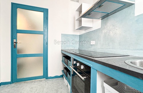 Mirepeisset Apartment | Studio 'Gite Grec' with Wi-Fi and Air Conditioning