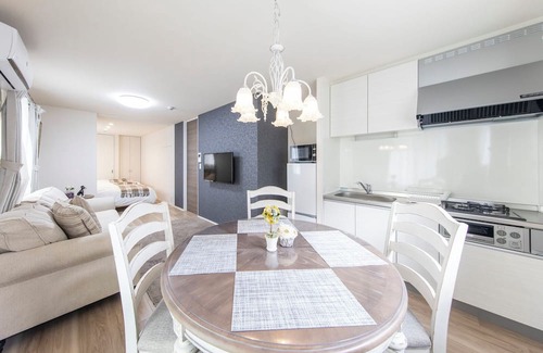 Takasaki House | Logement Aile