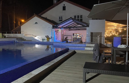 Fort Sherman Boat Rental | 2-bedroom yacht in Shelter Bay Marina with pool, fitness room, AC on board.