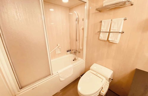 Nishikasai Hotel | Nonsmoking Deluxe Double Room breakfast includ/Edogawa-ku Tokyo