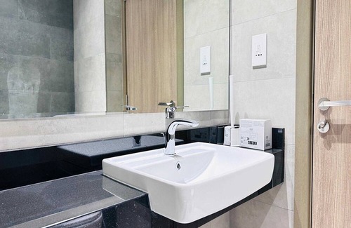 Jebel Ali House | Spacious Studio at JLT | Pool & Free Parking