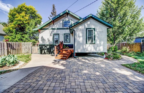 Little Falls House | Adorable 3-bedroom charming little ranch house with AC in historical LittleFalls