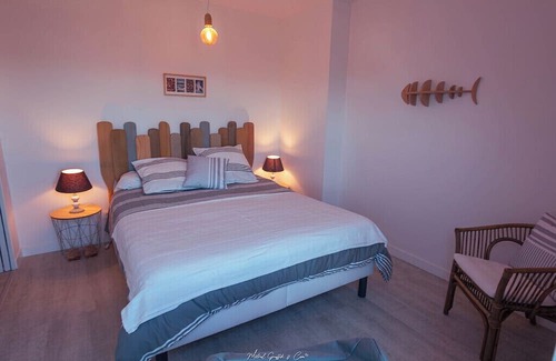 Trelevern House | Renovated house, exceptional sea view, sleeps 8. Between Perros-Guirec and Paimpol