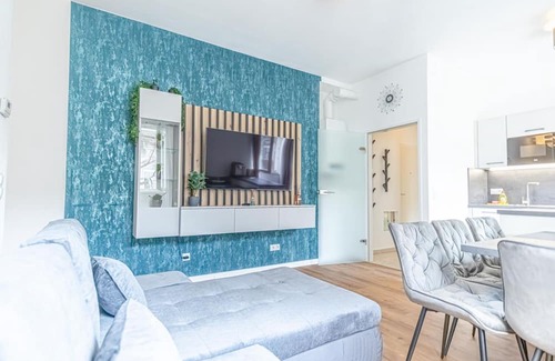 Donaustadt Apartment | Sweet 2BR & 1LR Stylish Apt, Around Donaustadt