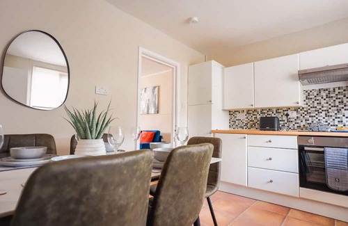 Clydebank Apartment | Modern Apartment in West Dunbartonshire