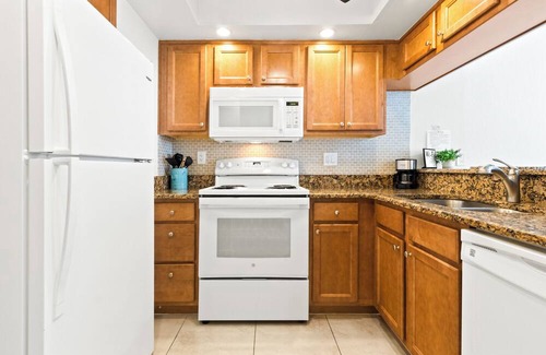 Avon By The Sea Condo | Coastal Comfort Steps from Cocoa Beach Pier W/Heated Pool, BBQ Grills & Private Balcony