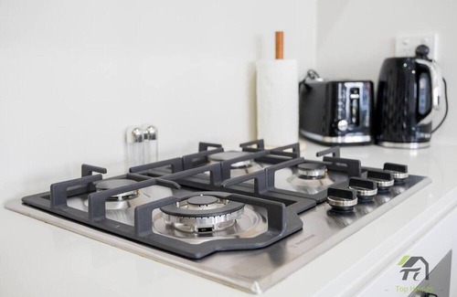 Harris Park Apartment | A cozy apartment in Parramatta with 2 bedrooms and 2 bathrooms