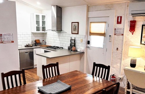 Moonta Cottage | Cottage Bliss on Moonta Main St - Your Perfect cozy Moonta getaway!