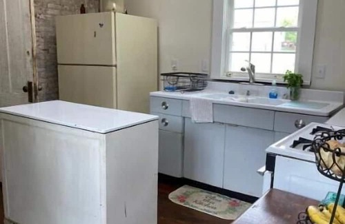 Hillsboro House | Spacious modernized historic home located in downtown Hillsboro.