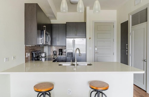 West End Apartment | Blueground | Downtown Austin, pool, nr Congress