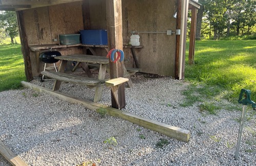 Compton Cabin | Welcome to the Bunkhouse cabin at Elkhorn Cabins