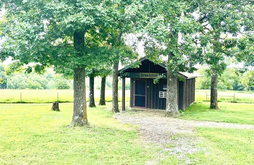 Compton Cabin | Welcome to the Bunkhouse cabin at Elkhorn Cabins