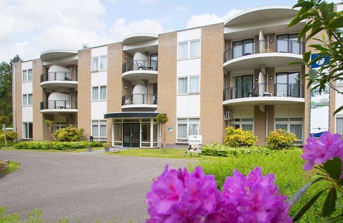 De Bult House | Perfect De Bult Family Escape | 4 Units w/Pool & Sauna by Drents-Friese Wold