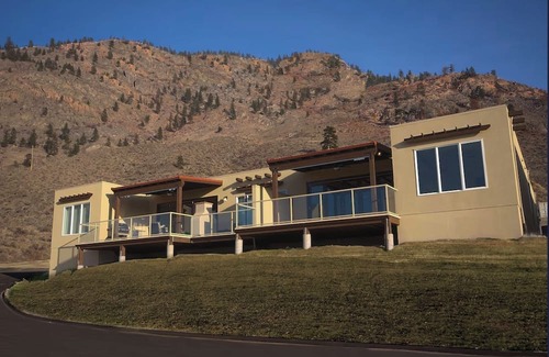 Okanagan-Similkameen House | Spacious 2-Bedroom Condo with Incredible Views in Osoyoos