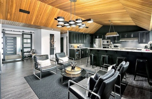 Wasaga Beach Cottage | A Place to Gather, A Space to Be.nRelax, breathe, and reconnect with nature.