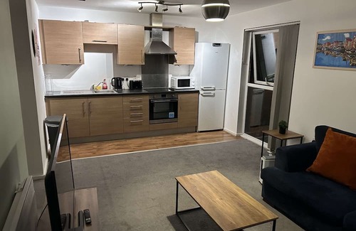 Clayton Apartment | Manchester Modern Apt - City Centre - Parking&Pets