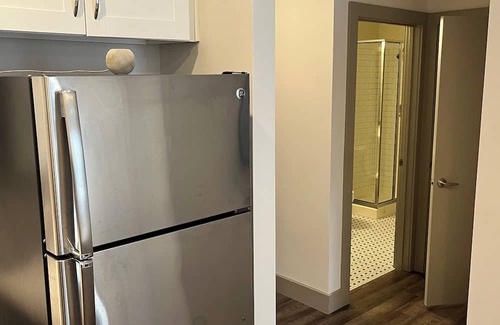 Clifton Apartment | ATTN: MEANT TO BE A SHORT/LONG TERM RENTAL IN WHICH YOU CAN BRING YOUR OWN ITEMS