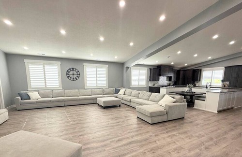 Box Elder County House | Country House and Utah Gathering Place