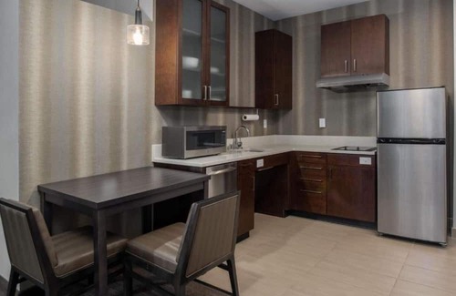 Vancouver House | Discover your second home at our all-new Vancouver hotel
