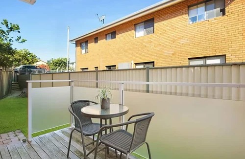 Sawtell Apartment | Coasters 2 - steps from historic downtown Sawtell