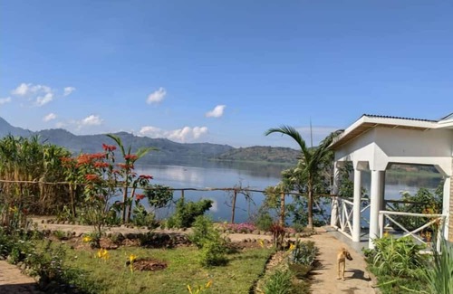 Ruhondo Apartment | LAKE RUHONDO FAMILY ROOM near lake Ruhondo in twin lake region with volcanoView