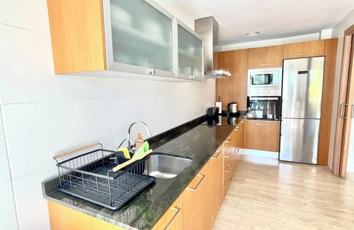 Alcudia House | Villa Saturno, first line house with Jacuzzi and Garden