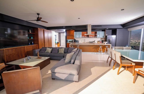 North Hotel Zone Apartment | Peninsula Vallarta- Tower 1- 4 bedrooms for 12 guests!