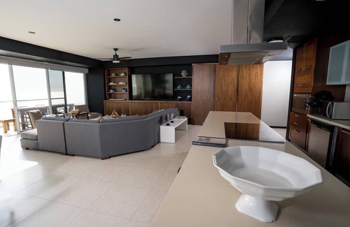 North Hotel Zone Apartment | Peninsula Vallarta- Tower 1- 4 bedrooms for 12 guests!