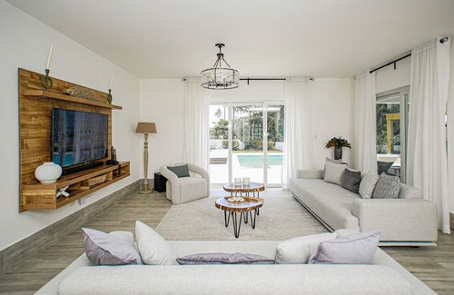 Puerto Plata Resort | Luxurious 6-bdrm at The Crown Villas are the ultimate in luxury and exclusivity