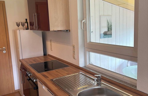 Rinteln House | Stylish vacation home directly on the Weser with covered terrace and free WLAN