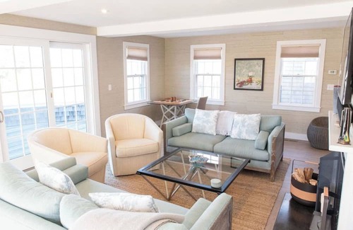 Nantucket House | Luxurious 7-bedroom house with stunning views and infinity pool