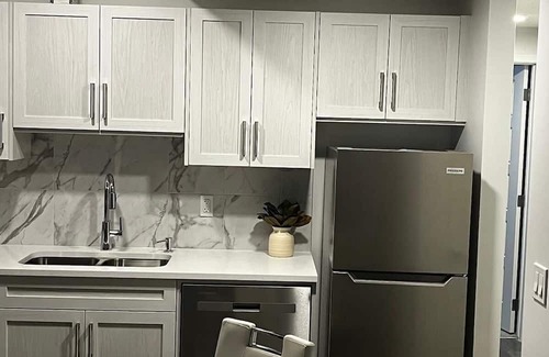 Southeast Calgary Apartment | New beautiful legal basement suite in seton