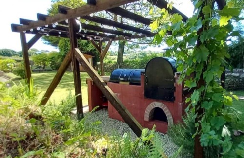 Mabe Cabin | The Love Shack with Old Smokey the Barbeque