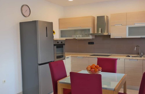 Buzdohanj Apartment | Comfortable apartment for rent, perfect for up to 4 guests
