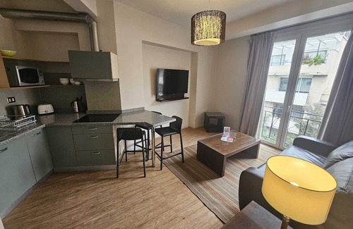 Lastarria Apartment | Charming 2-bedroom apartment in beautiful Lastarria Santiago with AC, WiFi