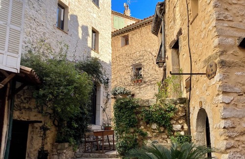 Tourrettes-sur-Loup House | A break for two