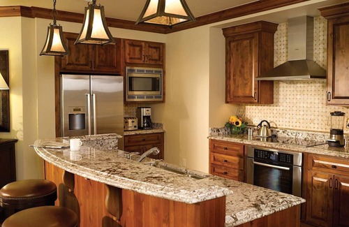Vail Condo | Charming 3-bedroom condo in Vail, Colorado, Nov 11-17, 2025